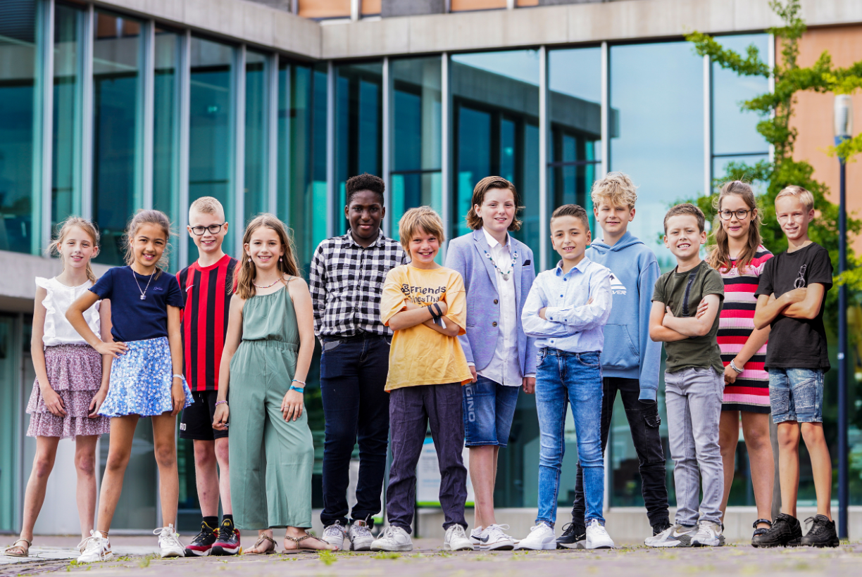 Kinderburgemeester en kinderambassadeurs van 2023-2024